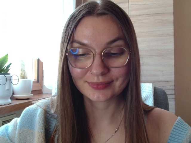 Ellyxcute — live female cam