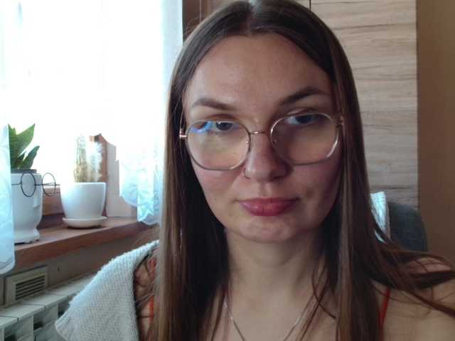 Ellyxcute, en vivo ahora en BongaCams