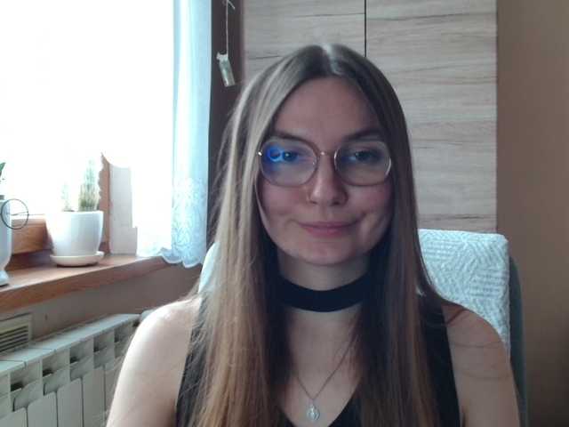 Ellyxcute live cam on BongaCams