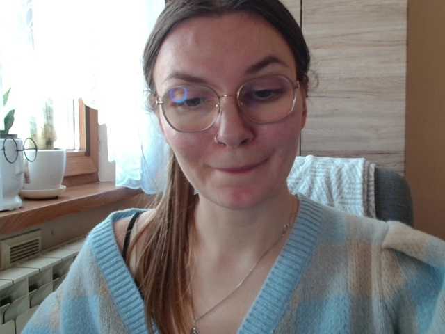 Ellyxcute live cam on BongaCams