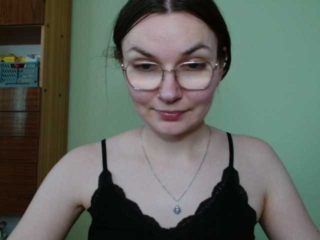 Ellyxcute live cam on BongaCams