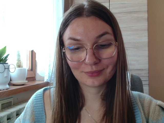 Ellyxcute — live female cam