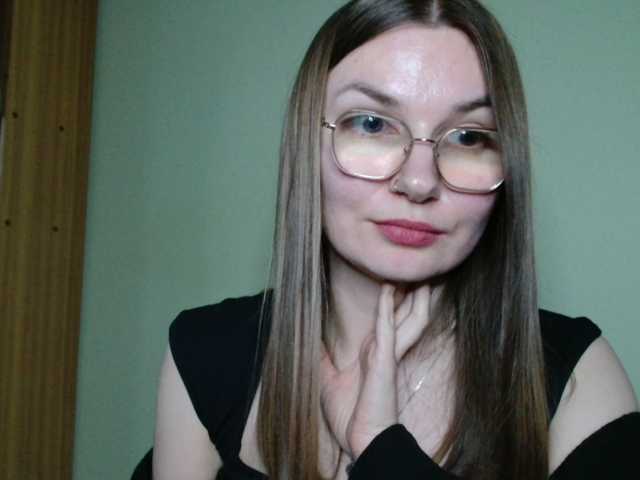 Ellyxcute live cam on BongaCams