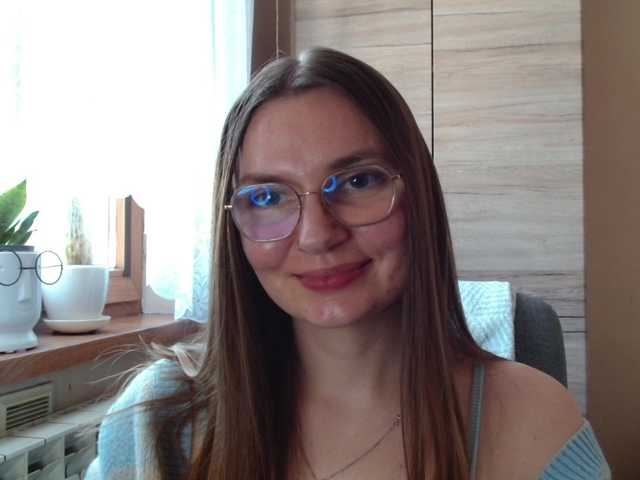 Ellyxcute — live female cam