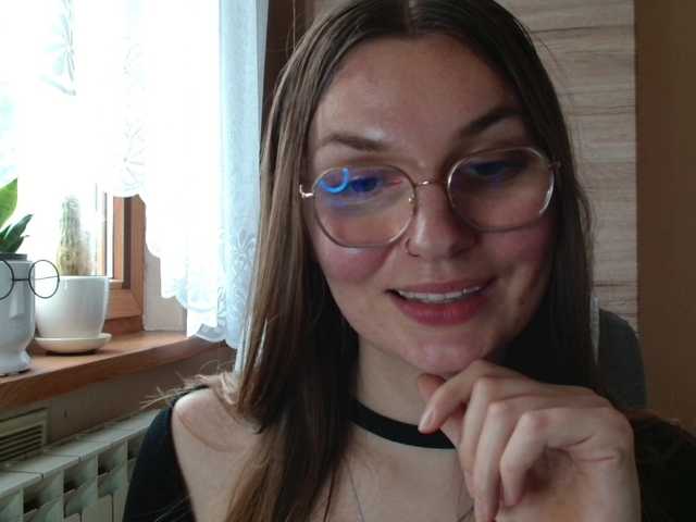 Ellyxcute live cam on BongaCams