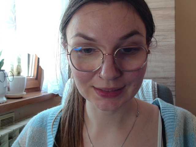 Ellyxcute live cam on BongaCams
