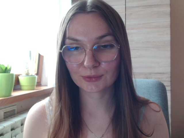 Ellyxcute live cam on BongaCams