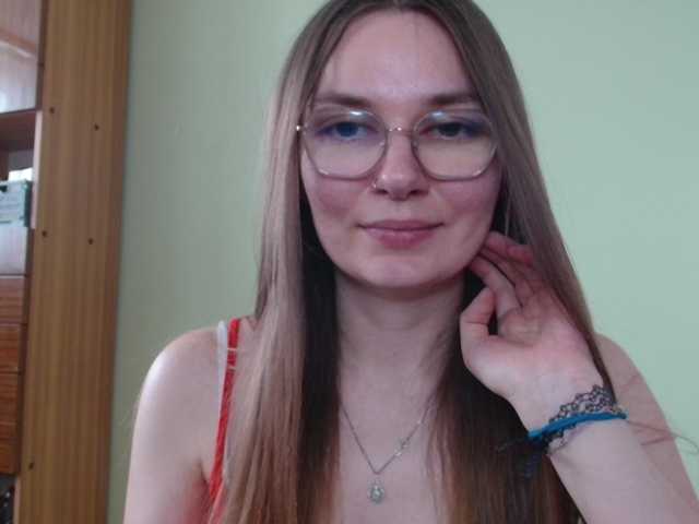 Ellyxcute live webcam show