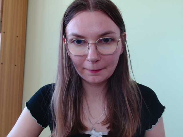 Ellyxcute live cam on BongaCams