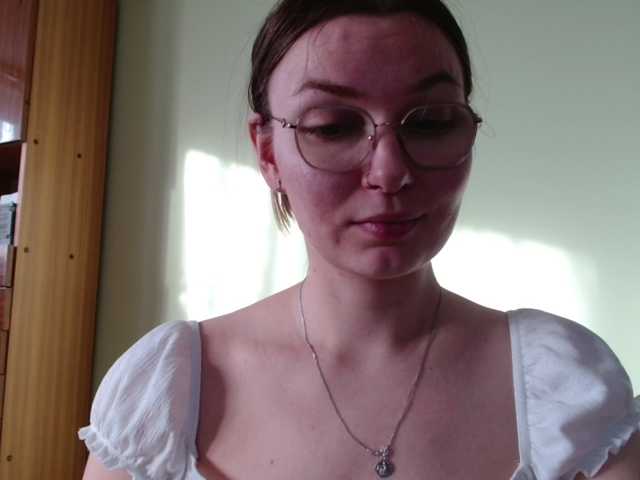 Ellyxcute webcam bongacams model stream image