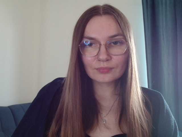 Ellyxcute webcam bongacams model stream image