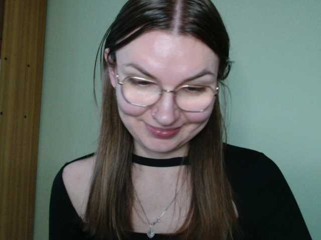 Ellyxcute live cam on BongaCams