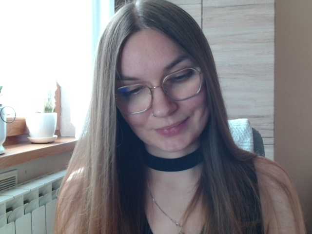 Ellyxcute live cam on BongaCams