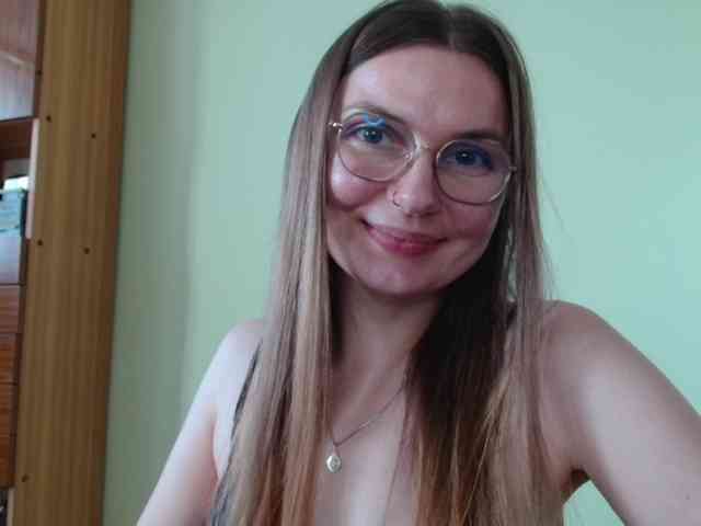 Ellyxcute webcam