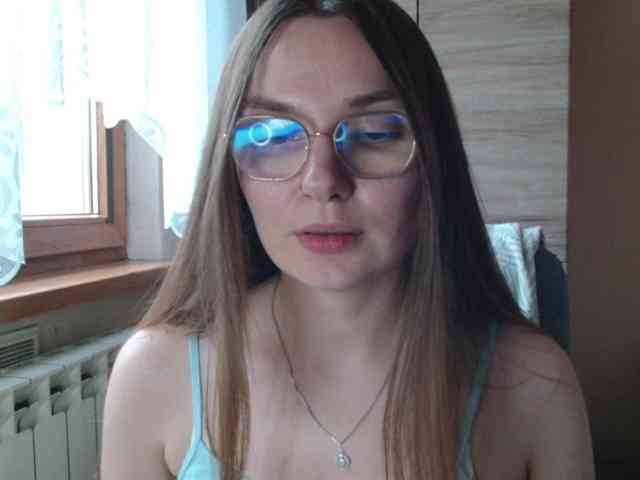Model: Ellyxcute