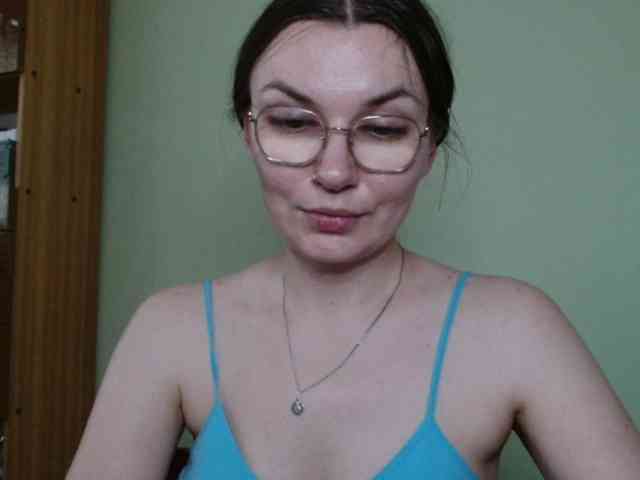 Model: Ellyxcute