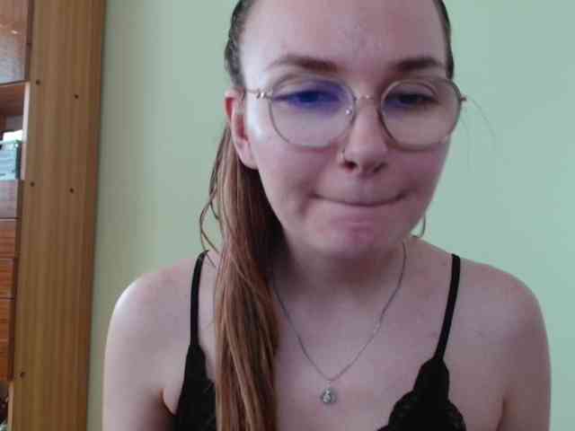 Ellyxcute webcam