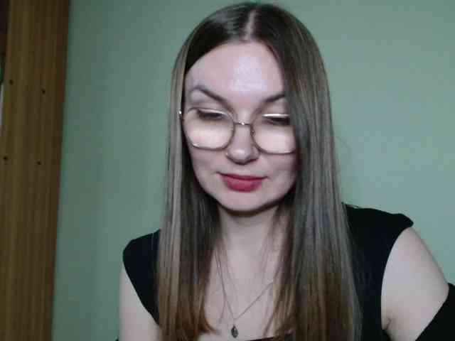 Model: Ellyxcute