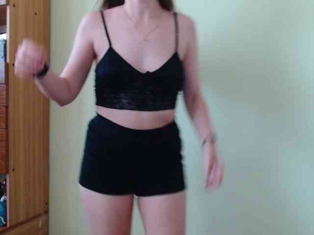 Ellyxcute webcam