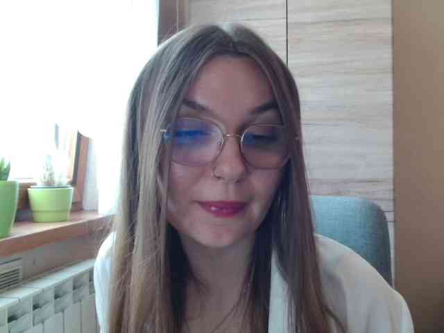 Ellyxcute webcam