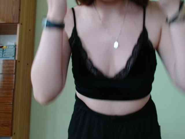 Ellyxcute webcam
