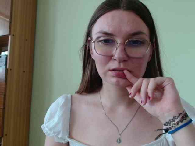 Ellyxcute webcam