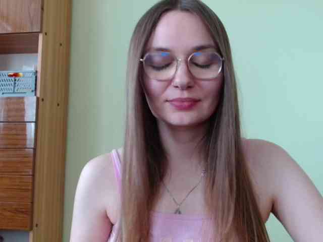 Ellyxcute webcam