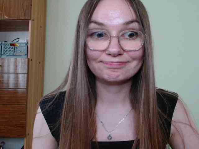 Ellyxcute webcam