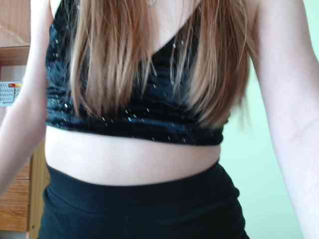 Ellyxcute webcam