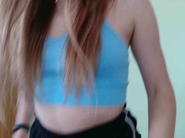 Ellyxcute webcam