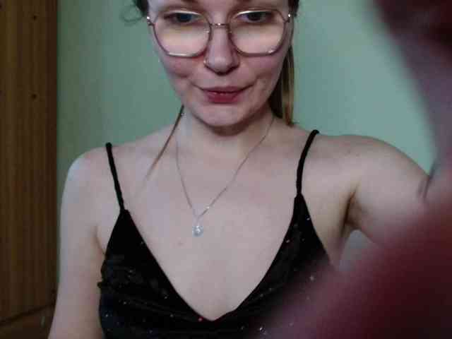 Ellyxcute webcam