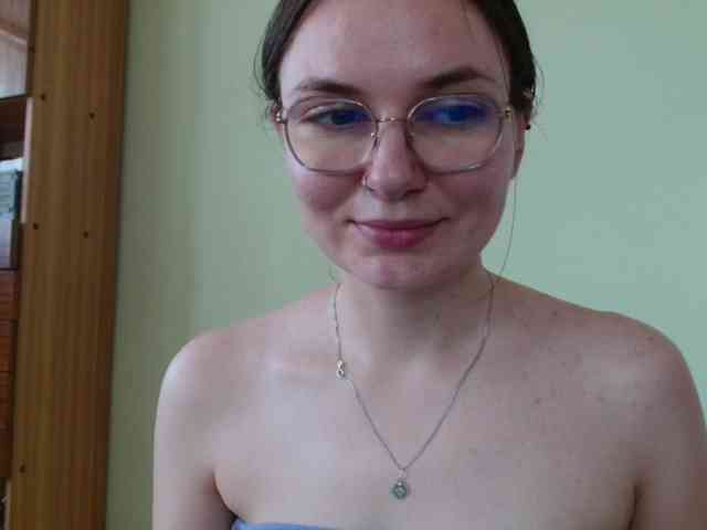 Ellyxcute Live Webcam on BongaCams