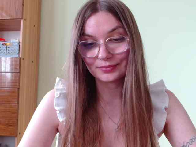 Ellyxcute webcam