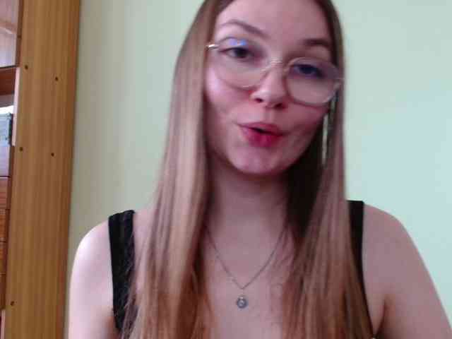 Ellyxcute webcam