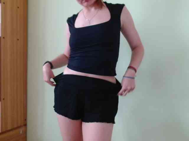 Ellyxcute webcam