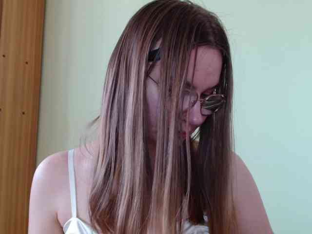 Ellyxcute webcam