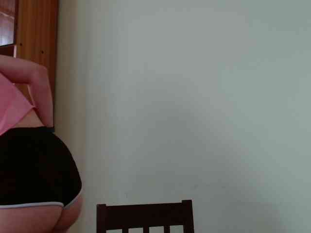 Model: Ellyxcute