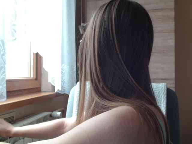 Ellyxcute webcam