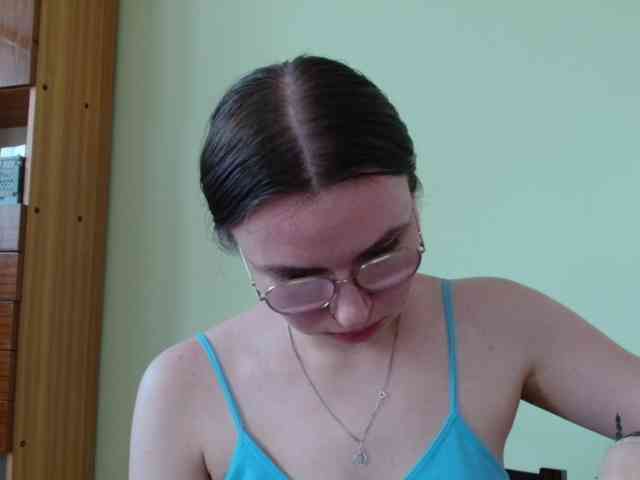 Ellyxcute webcam