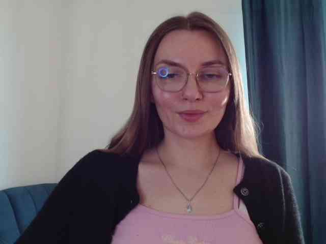 Ellyxcute's webcam live show