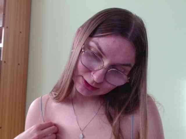 Ellyxcute webcam