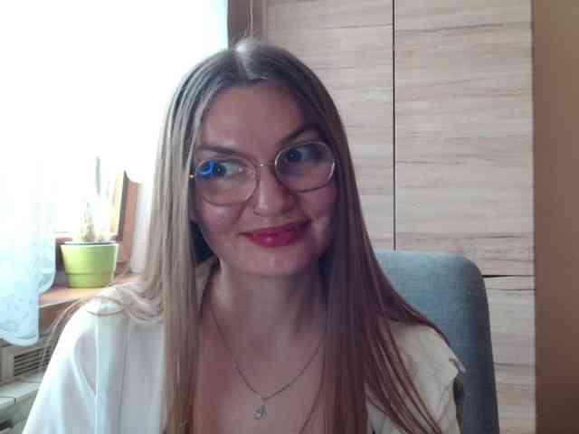 Ellyxcute webcam