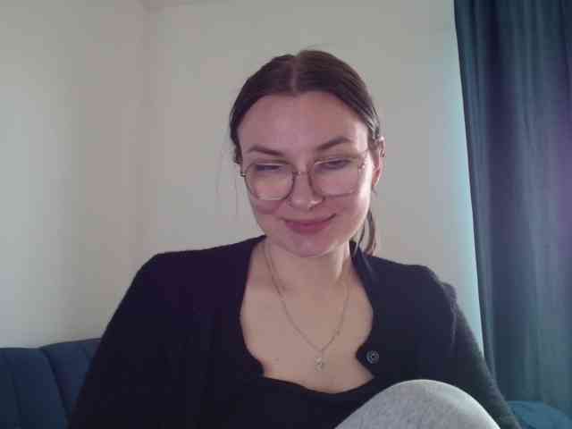 Ellyxcute webcam