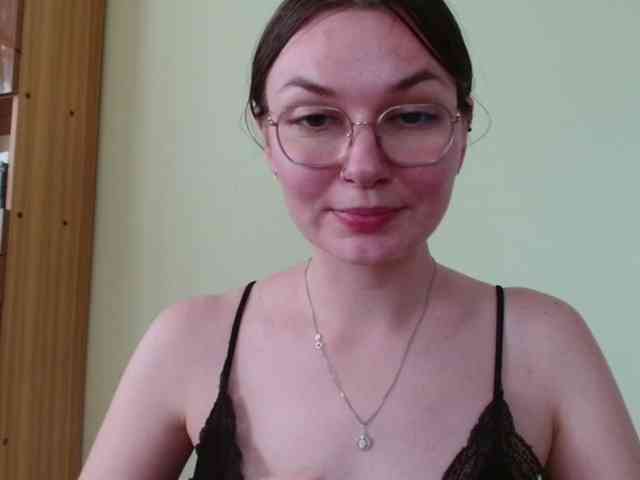 Ellyxcute webcam