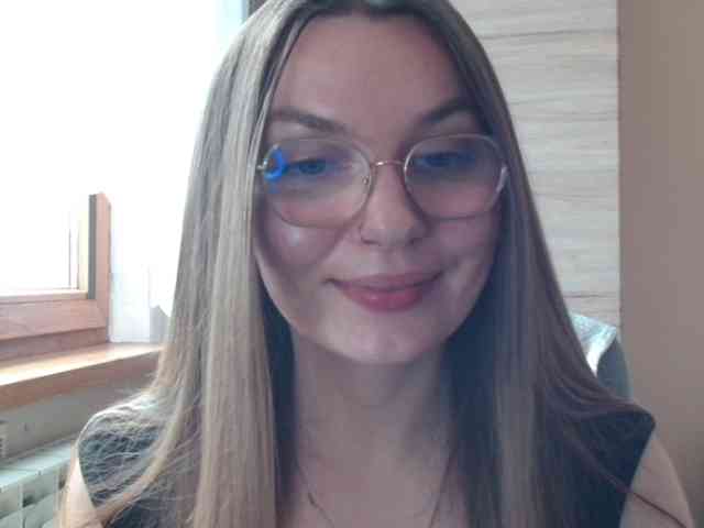 Ellyxcute webcam