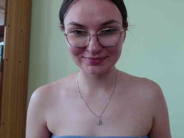 Ellyxcute Live Webcam on BongaCams
