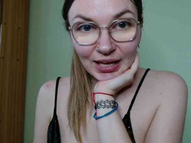 Model: Ellyxcute