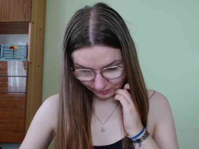 Model: Ellyxcute