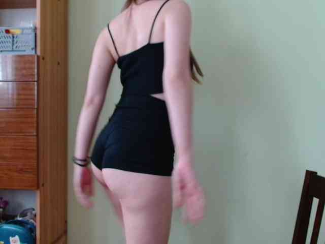 Model: Ellyxcute