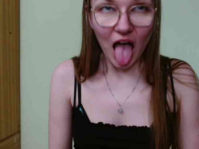 Ellyxcute webcam
